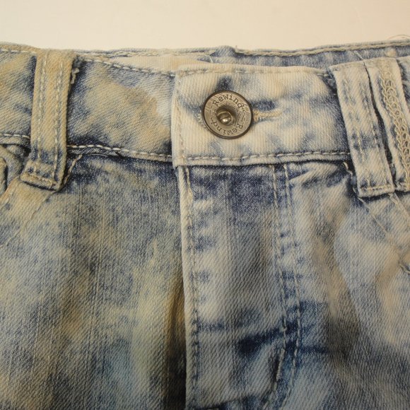Rewind Distressed Denim Shorts with Fancy embroidered lace detail Size 1 - Picture 2 of 10